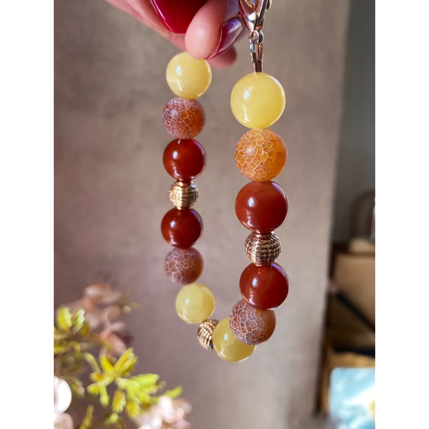 Armband mit großen Perlen