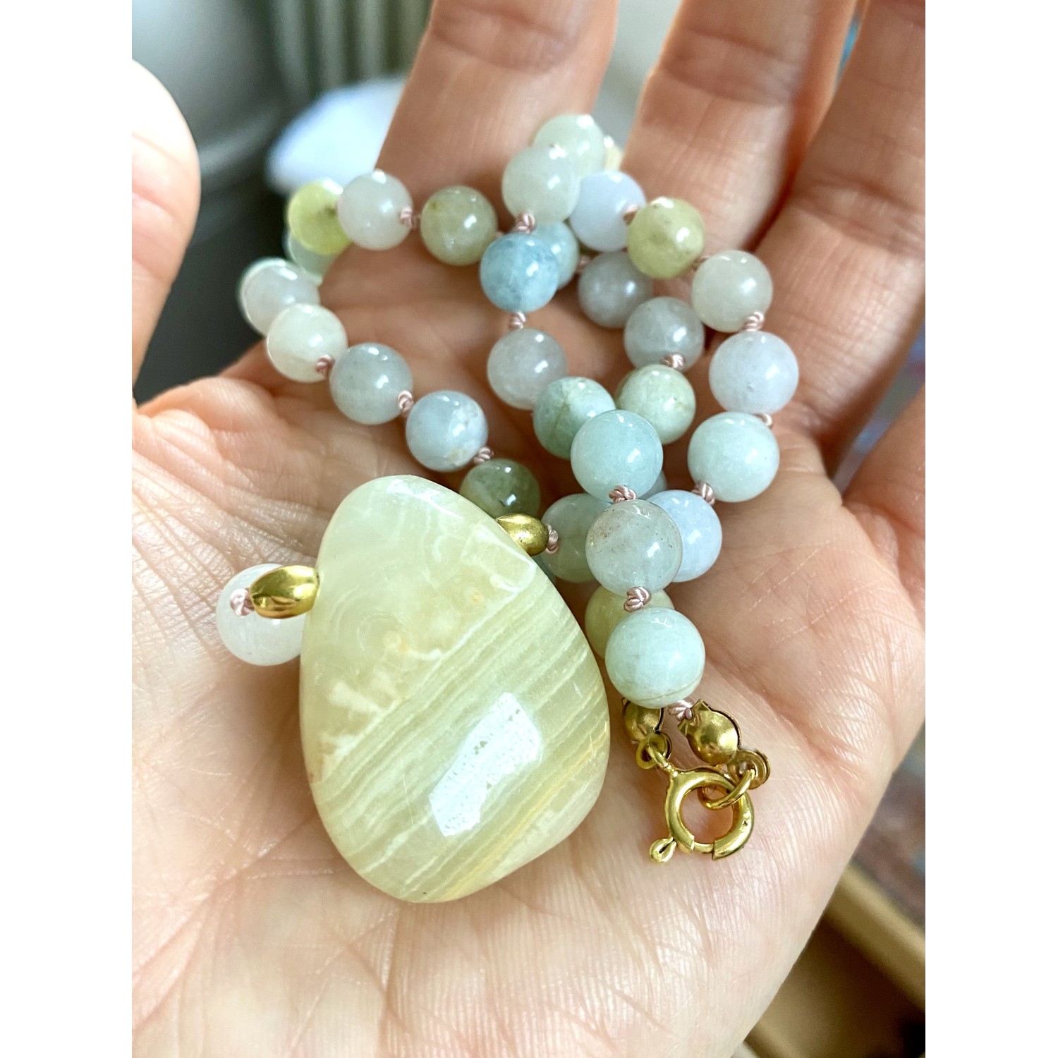 Handgeknüpfte Kette aus Aquamarin/Heliodor