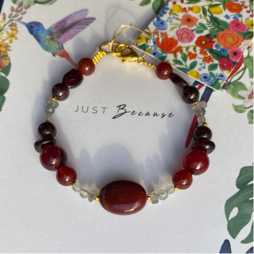 Wurzel Chakra Armband mit Heilsteinen für das 1. Chakra