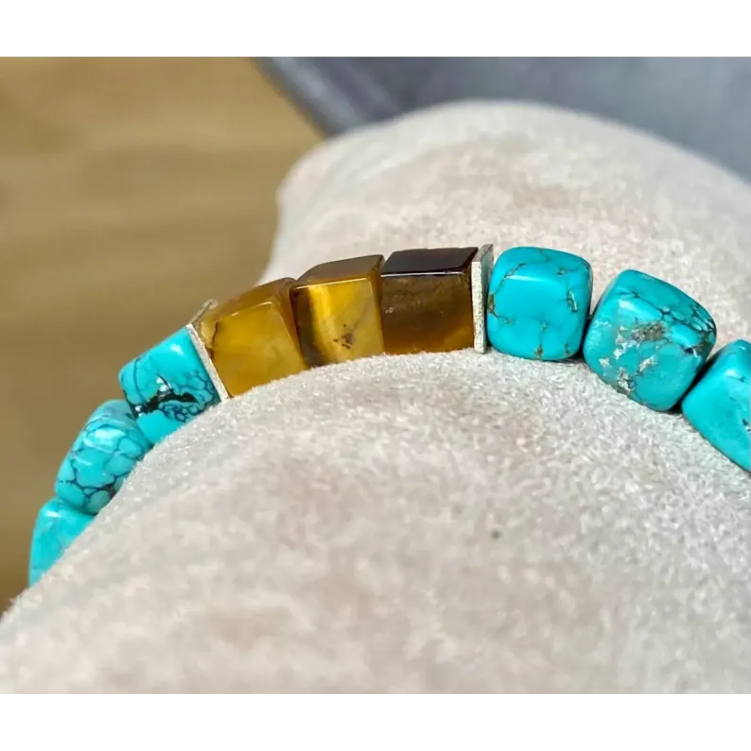 Armband aus echtem Türkis und Tigerauge